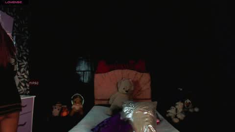 Snapshot of summer__xo chatting on 02.03.25 Summer online show from 02.03.25