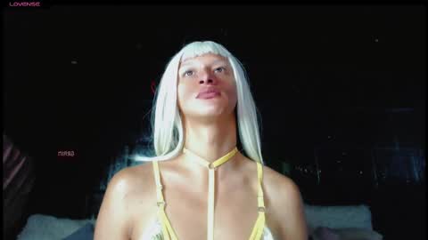 Snapshot of summer__xo chatting on 02.15.25 Summer online show from 02.15.25