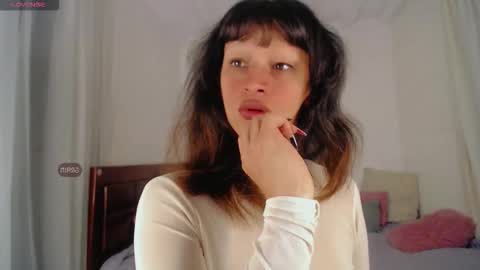 Snapshot of summer__xo chatting on 11.23.25 Summer online show from 11.23.25