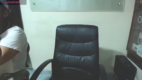 Snapshot of summer_girls01 chatting on 01.13.25 summer_girls01 online show from 01.13.25