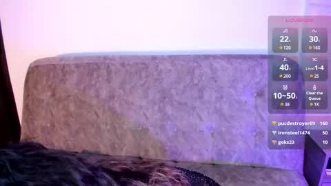 Snapshot of summer_holiday chatting on 12.23.24 OnlyFans summer holiday online show from 12.23.24