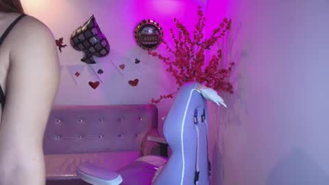 summer_miller online show from 02.25.26