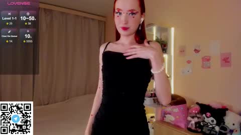 Snapshot of sunflare_ chatting on 02.14.26 sunflare_ online show from 02.14.26