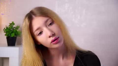Lily online show from 06.27.26