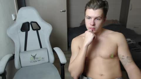 Alice and Sergey online show from 02.18.25