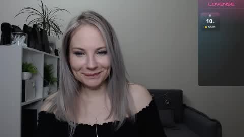 Naomi online show from 12.29.24