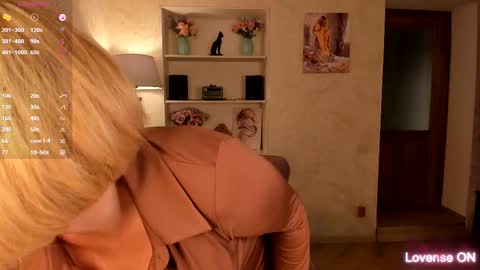 Sunny Katty online show from 12.03.25