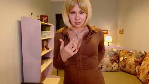 Sunny Katty online show from 05.12.26