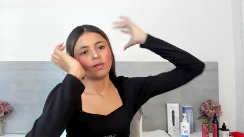 sunnywhitee online show from 03.25.26