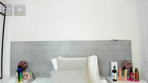 sunnywhitee online show from 05.28.26