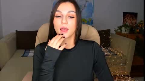 Snapshot of sunsetwithava chatting on 12.16.24 sunsetwithava online show from 12.16.24