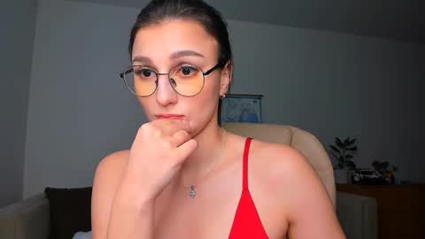 Snapshot of sunsetwithava chatting on 02.09.25 sunsetwithava online show from 02.09.25