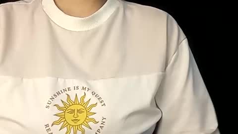 Snapshot of sunshine_days chatting on 02.09.25 Annie online show from 02.09.25