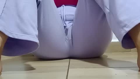 Snapshot of sunshine_days chatting on 11.24.25 Annie online show from 11.24.25