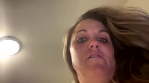 WATCHMEMAKEYOUCUM online show from 05.04.26