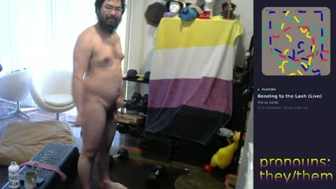 im not actually a man my pronouns are theythem online show from 06.03.26