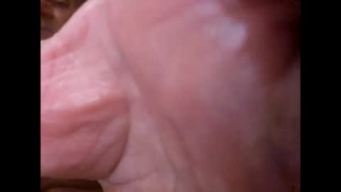 Snapshot of suntroll chatting on 12.30.24 Suntroll online show from 12.30.24