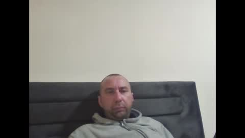 super42835015 online show from 05.01.26