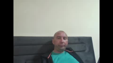 super42835015 online show from 05.10.26