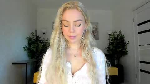 Jenn online show from 07.18.26