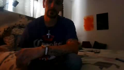 Snapshot of superd512 chatting on 01.12.25 Guero Cash online show from 01.12.25