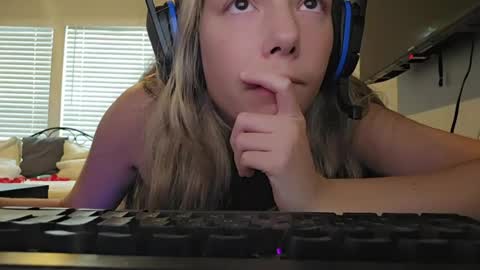 superlive_lexi online show from 08.04.26