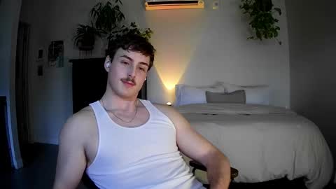 Snapshot of superrush69 chatting on 01.29.25 bub online show from 01.29.25