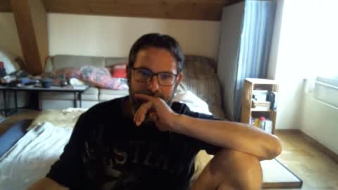 Snapshot of supersquirrel81 chatting on 10.03.25 supersquirrel81 online show from 10.03.25