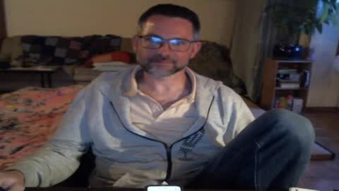 supersquirrel81 online show from 04.19.26