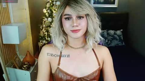 Snapshot of supreme_deity chatting on 10.02.25 DIANNA online show from 10.02.25