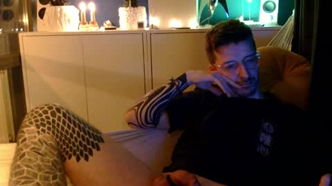 Snapshot of surgical_steel chatting on 02.06.25 SurgicalSteel online show from 02.06.25