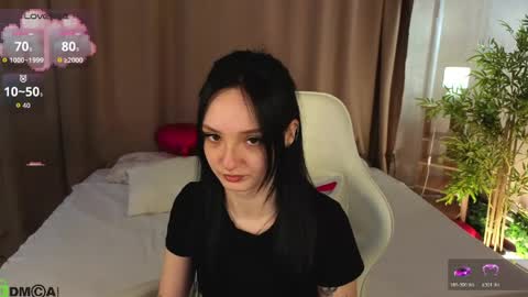 Annie online show from 05.15.26