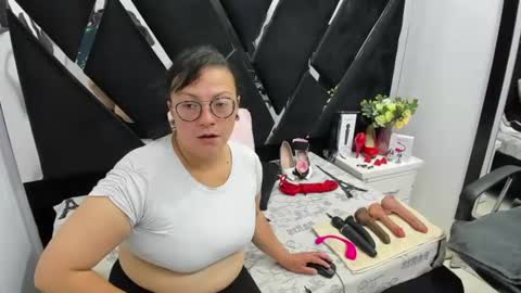 Snapshot of susana_flame chatting on 07.11.26 Susana Flame online show from 07.11.26