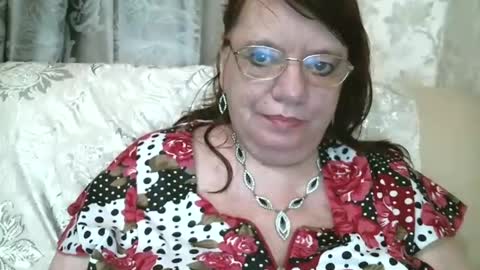 Snapshot of susanaahsun chatting on 12.12.24 SusanaAhSun online show from 12.12.24