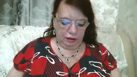 Snapshot of susanaahsun chatting on 12.17.24 SusanaAhSun online show from 12.17.24