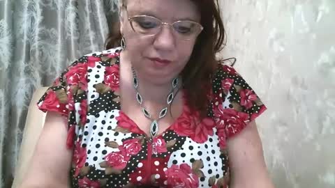 Snapshot of susanaahsun chatting on 02.06.25 SusanaAhSun online show from 02.06.25