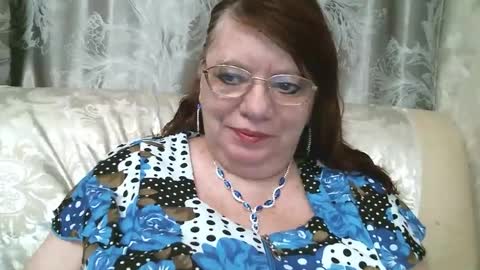 Snapshot of susanaahsun chatting on 03.12.25 SusanaAhSun online show from 03.12.25