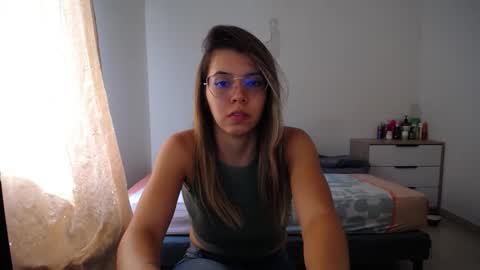 Snapshot of susanaduncann chatting on 01.21.25 Susana online show from 01.21.25