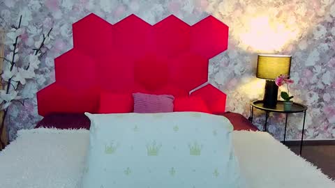 Snapshot of susanenori chatting on 10.02.25 Susane Nori online show from 10.02.25