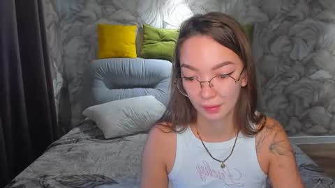 Snapshot of susannjohnson chatting on 06.19.26 susannjohnson online show from 06.19.26