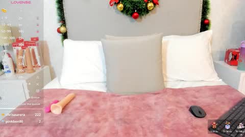 susanthomass online show from 11.25.25