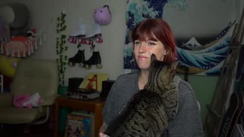 Snapshot of sushifox chatting on 02.18.26 online show from 02.18.26