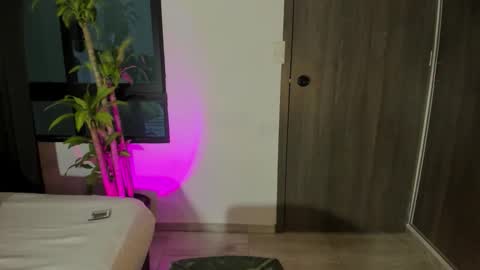 SusieGlass online show from 03.09.26