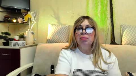 Snapshot of susiexnoreen chatting on 03.01.26 SusiexNoreen online show from 03.01.26