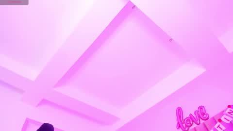 Snapshot of sussan_nicolle1 chatting on 02.27.25 Sussan Nicole online show from 02.27.25