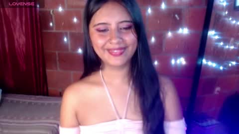 Snapshot of sussy_222 chatting on 02.05.25 susy online show from 02.05.25