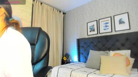 Snapshot of sussy__stone chatting on 01.09.25 online show from 01.09.25