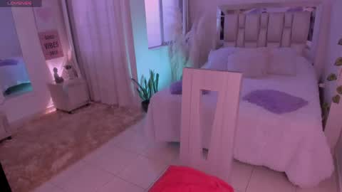 sussy_bell_ online show from 04.30.26