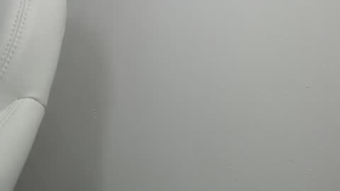 sussy leon online show from 01.31.25