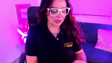 Susuya  online show from 09.27.25